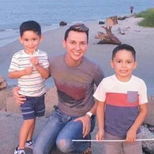 Meet your Posher, Larry